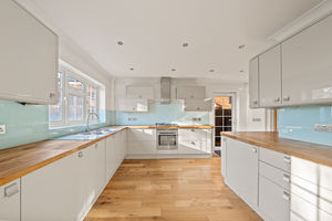 Photo 15- click for photo gallery